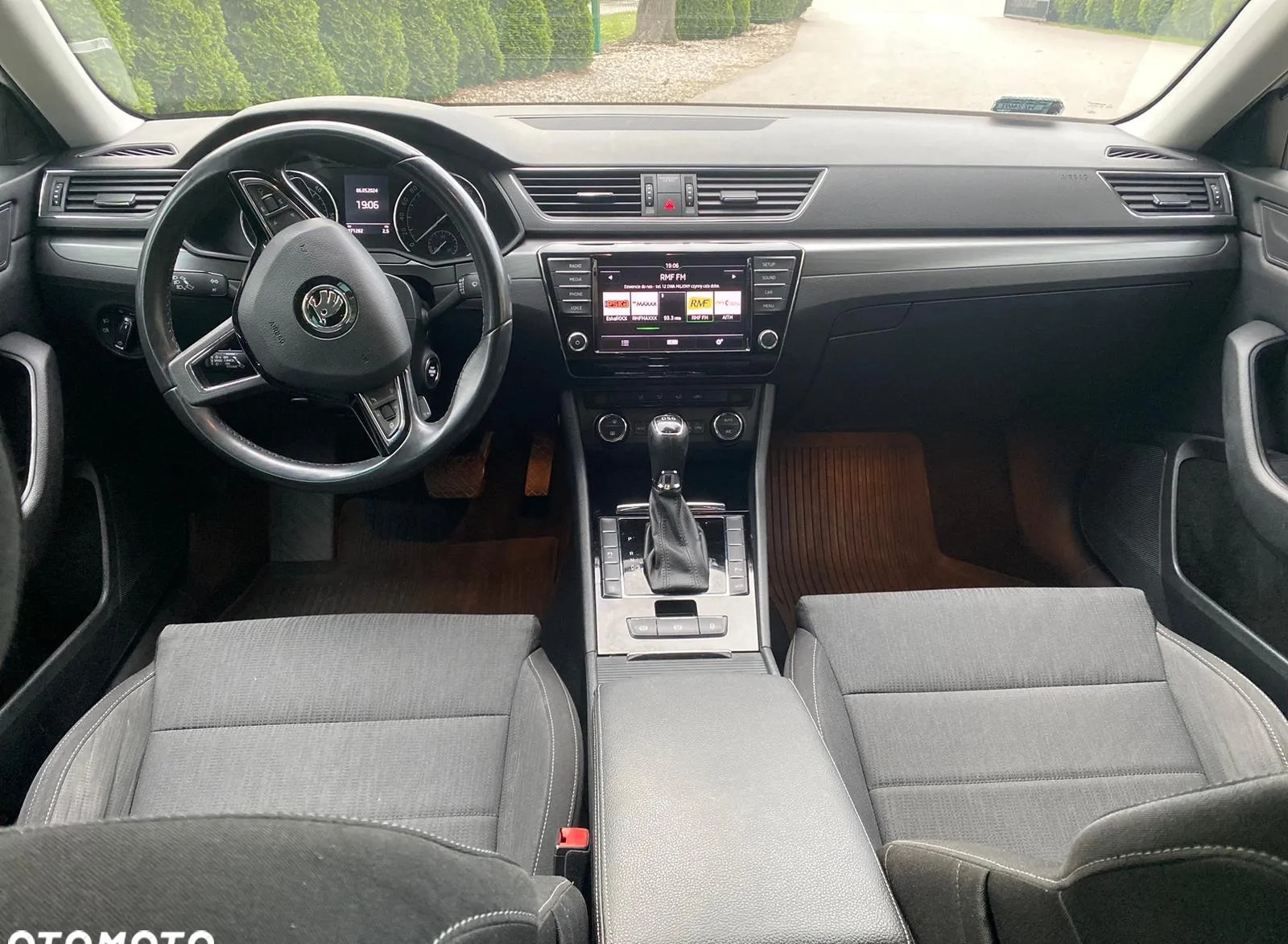 Skoda Superb cena 47500 przebieg: 369000, rok produkcji 2016 z Nowe Brzesko małe 56